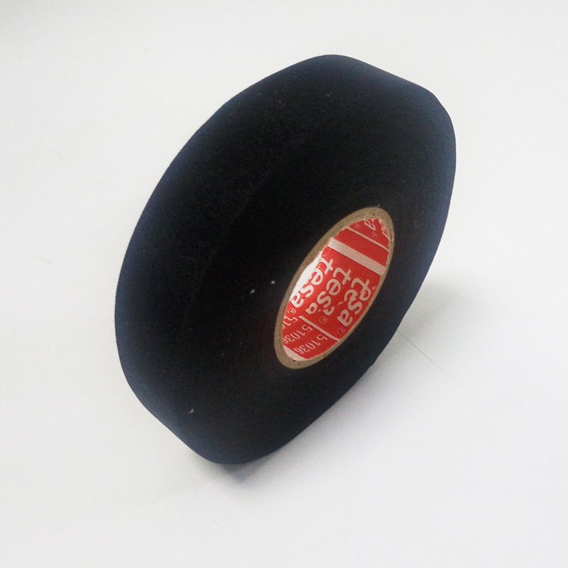 Tesa51036 Flag-resistant PET cloth tape for high abrasion protection