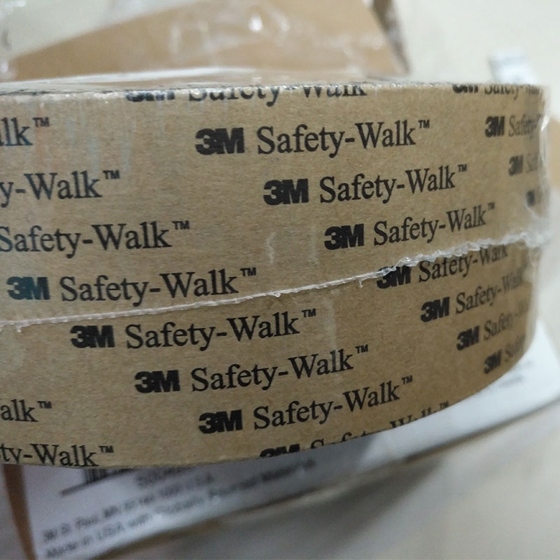 3M Anti Slip Tape 610 Safety Walk Tape To Resist Slipping & Falling, Black Color