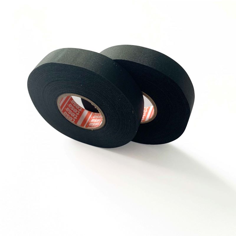 Tesa51036 Flag-resistant PET cloth tape for high abrasion protection